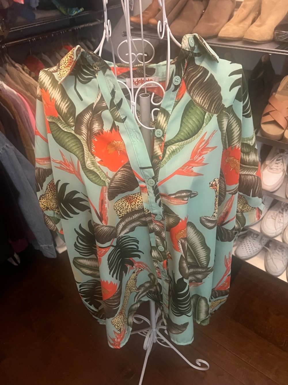 Tropical Print Button-Front Blouse in Seafoam with Coral Accents